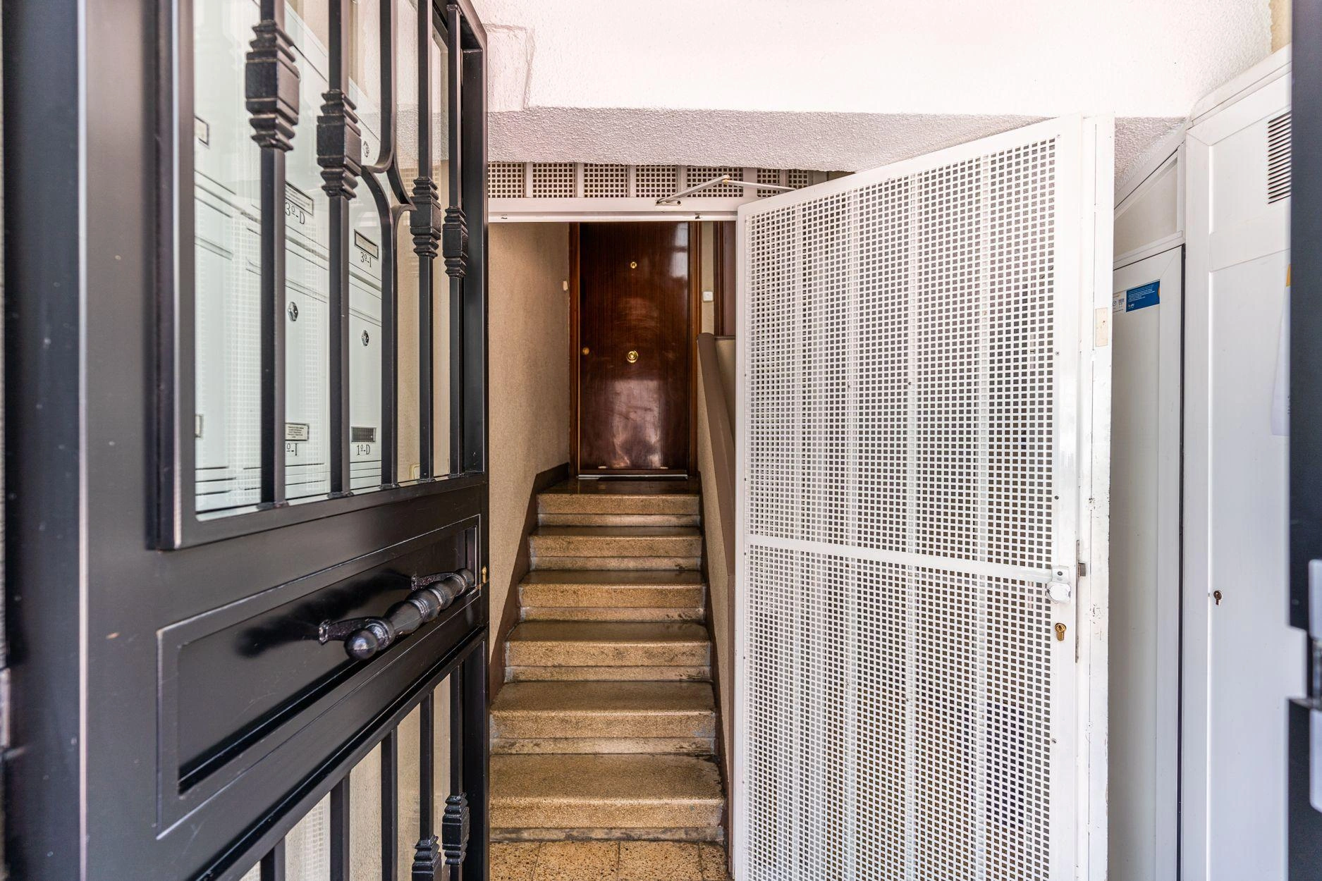 Apartamento en venta de 2 dormitorios en Coslada-Barrio de la Estación