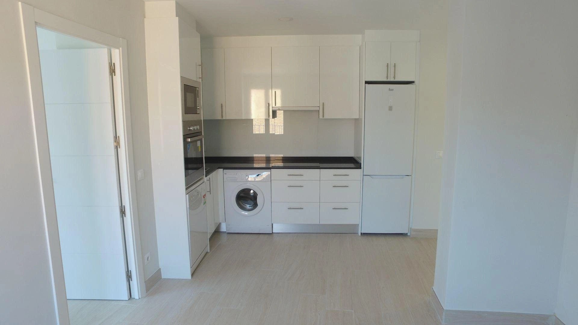 Edificio en venta en Puente de Vallecas-San Diego, Madrid