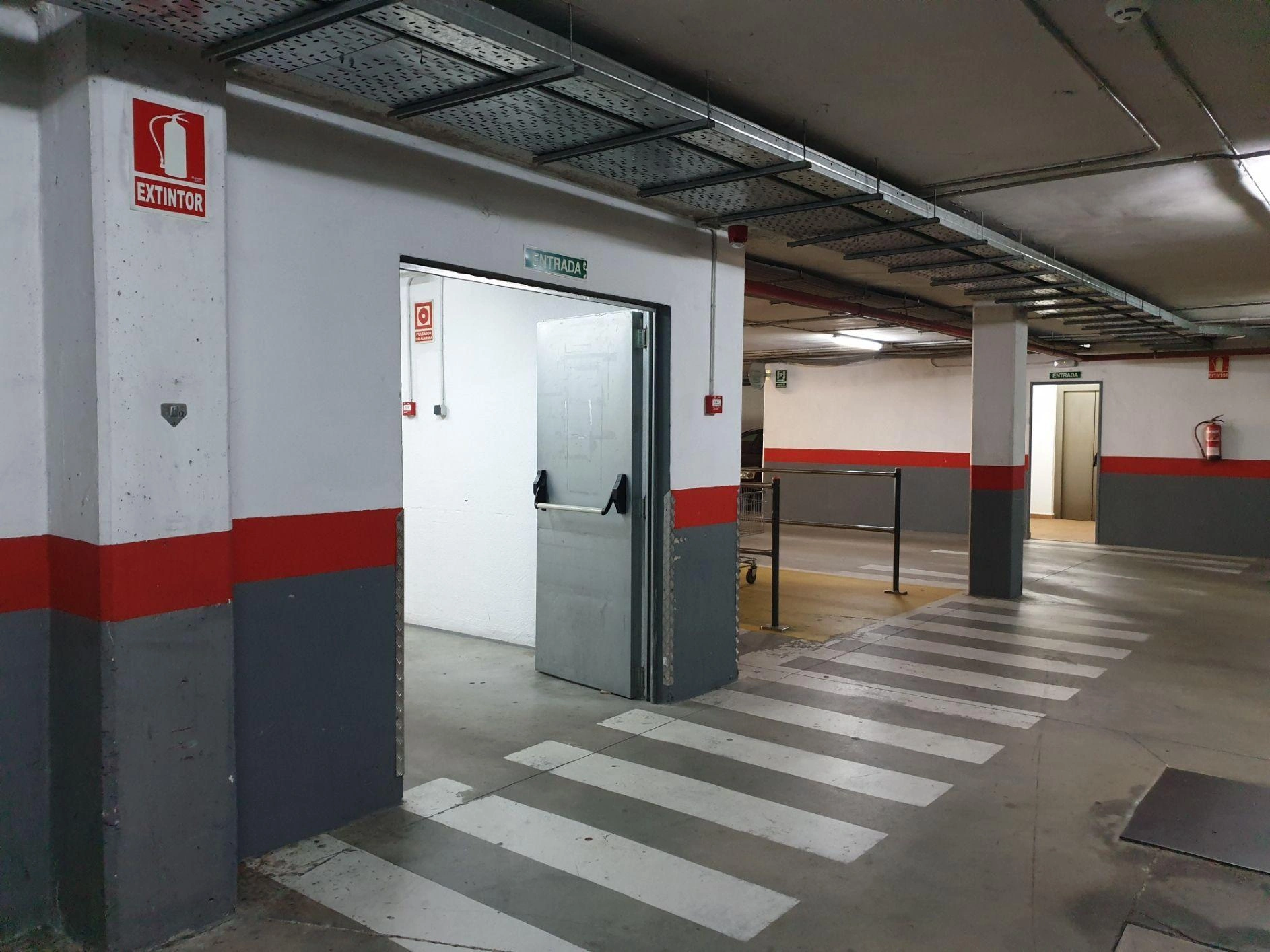 Local comercial en venta en Pedrezuela, Madrid