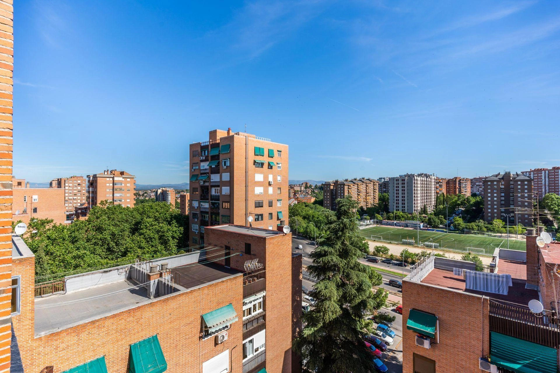 Piso para reformar, en última planta con vistas panorámicas