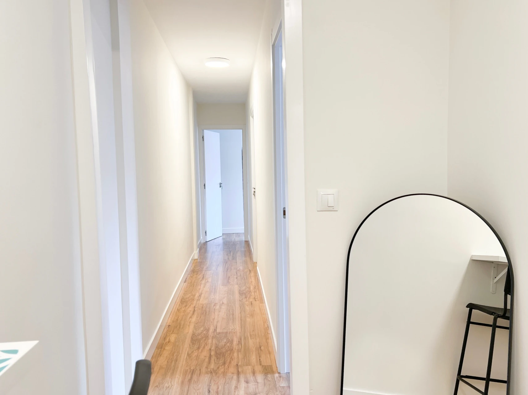 Habitación luminosa en piso reformado 2024 | Ciudad Lineal (Sambara) | Profesionales/Estudiantes