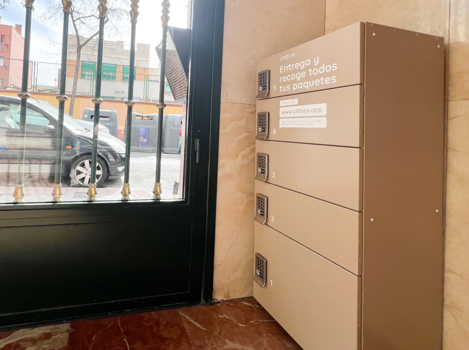 Habitación luminosa en piso reformado 2024 | Ciudad Lineal (Sambara) | Profesionales/Estudiantes