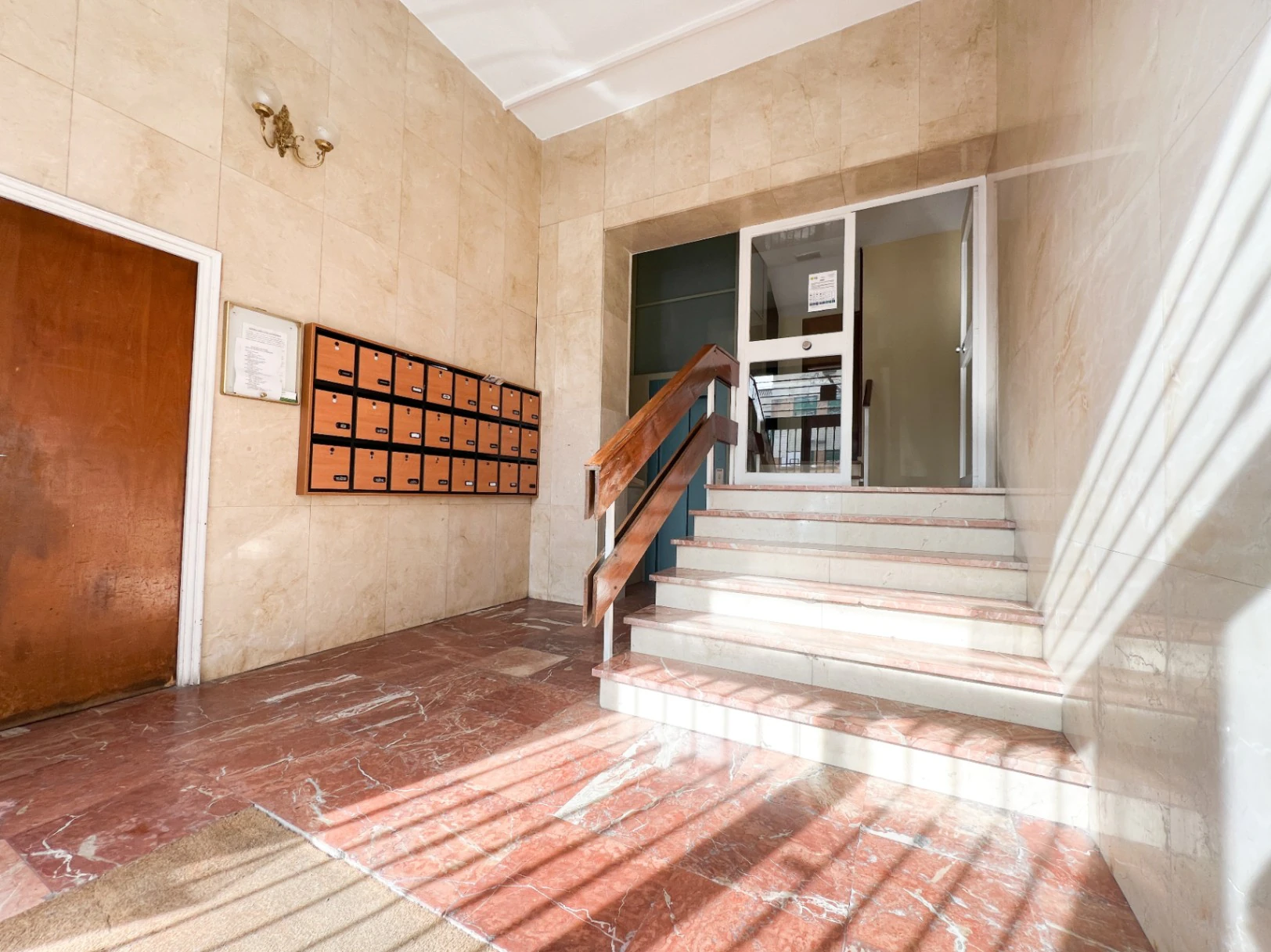 Habitación luminosa en piso reformado 2024 | Ciudad Lineal (Sambara) | Profesionales/Estudiantes