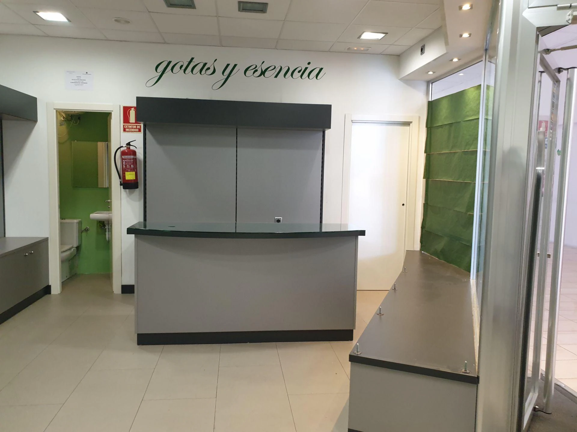 Local comercial en venta en Pedrezuela, Madrid