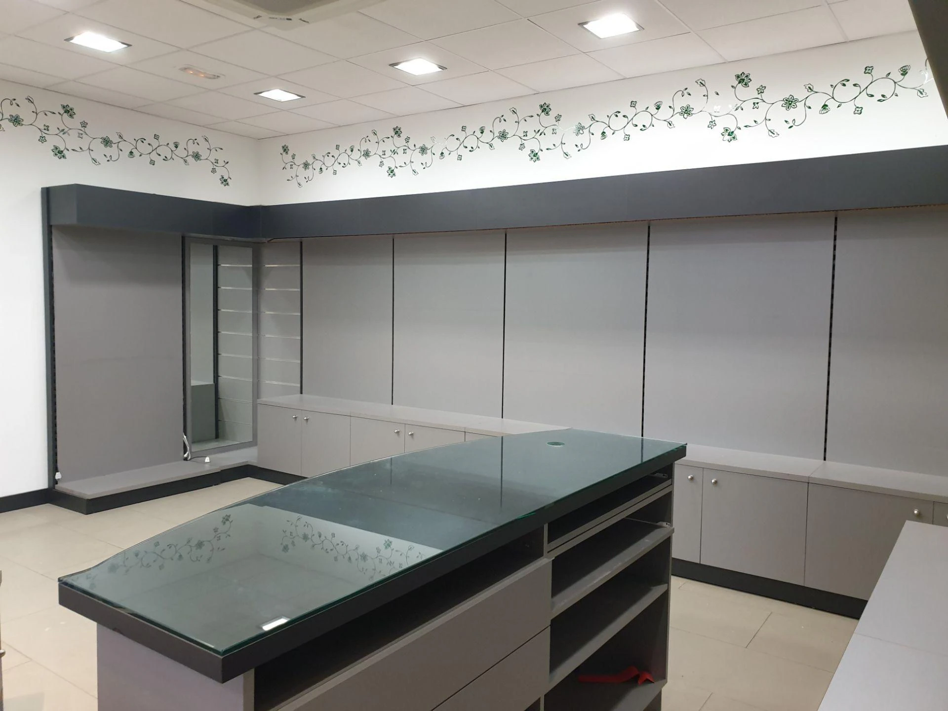 Local comercial en venta en Pedrezuela, Madrid
