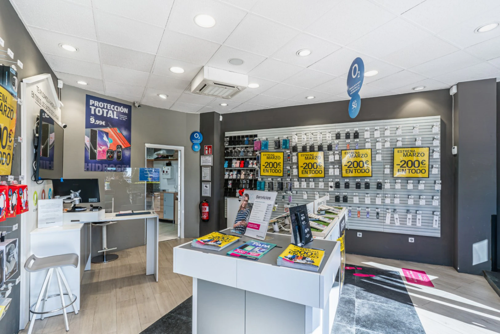 Local commercial rentable au Zoco Las Pirámides, San Sebastián de los Reyes
