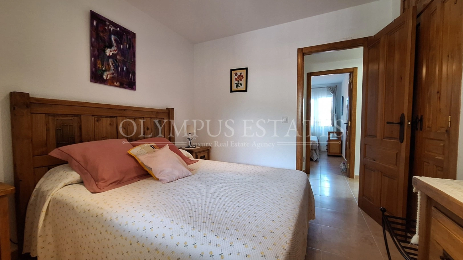Soleada Casa en Vergel con Piscina Comunitaria
