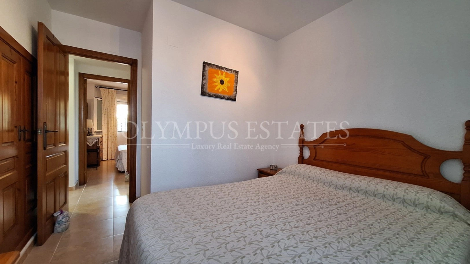 Soleada Casa en Vergel con Piscina Comunitaria