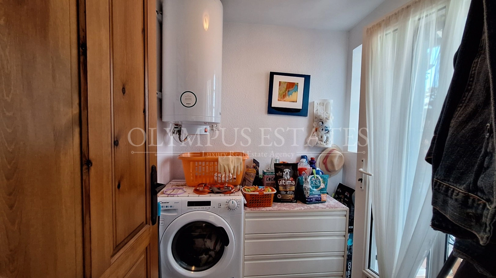 Soleada Casa en Vergel con Piscina Comunitaria