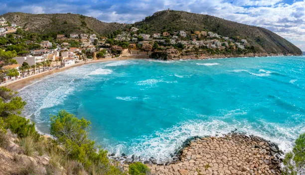 Parcela con Vistas al Mar en Ubicación Exclusiva en Moraira