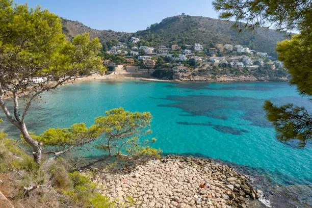 Parcela con Vistas al Mar en Ubicación Exclusiva en Moraira