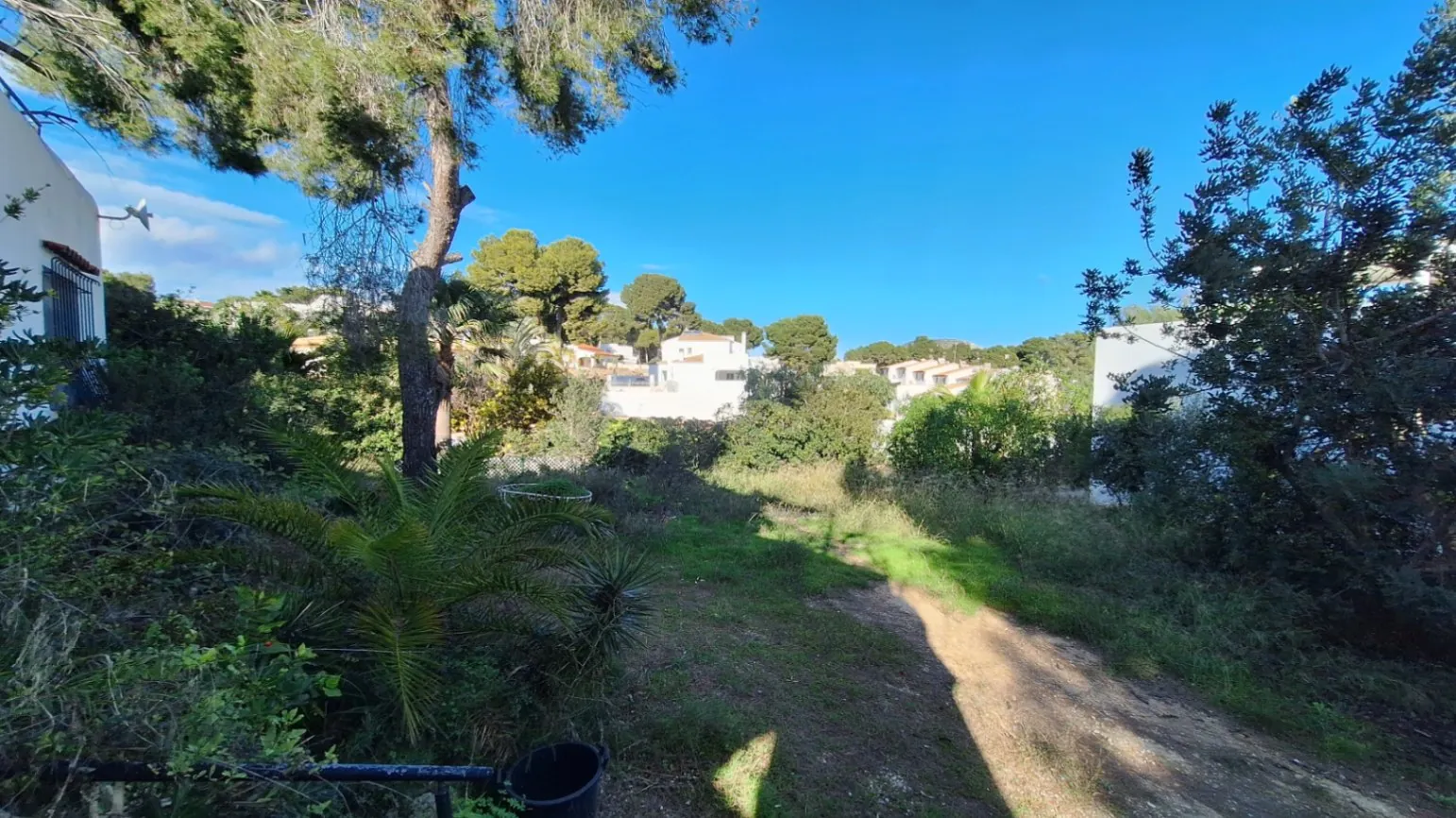 Parcela con Vistas al Mar en Ubicación Exclusiva en Moraira