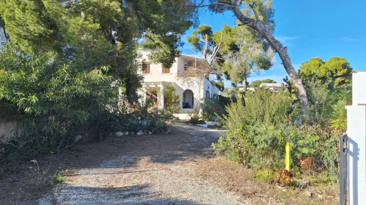 Parcela con Vistas al Mar en Ubicación Exclusiva en Moraira