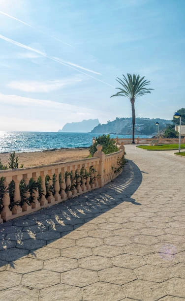 Parcela con Vistas al Mar en Ubicación Exclusiva en Moraira