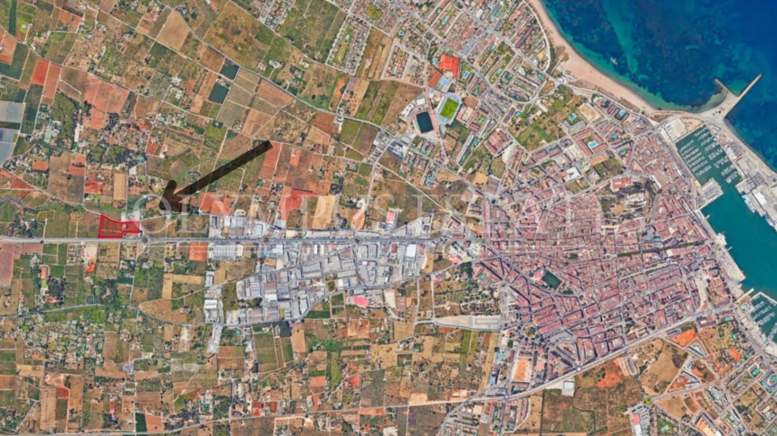 Gran Terreno en la entrada de Denia en Venta