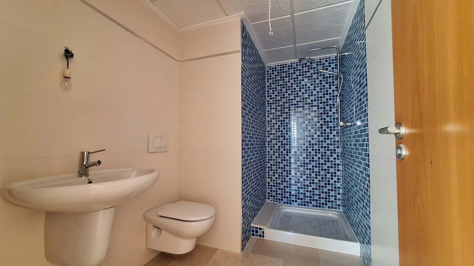 Apartamento Nuevo con Vistas al Mar