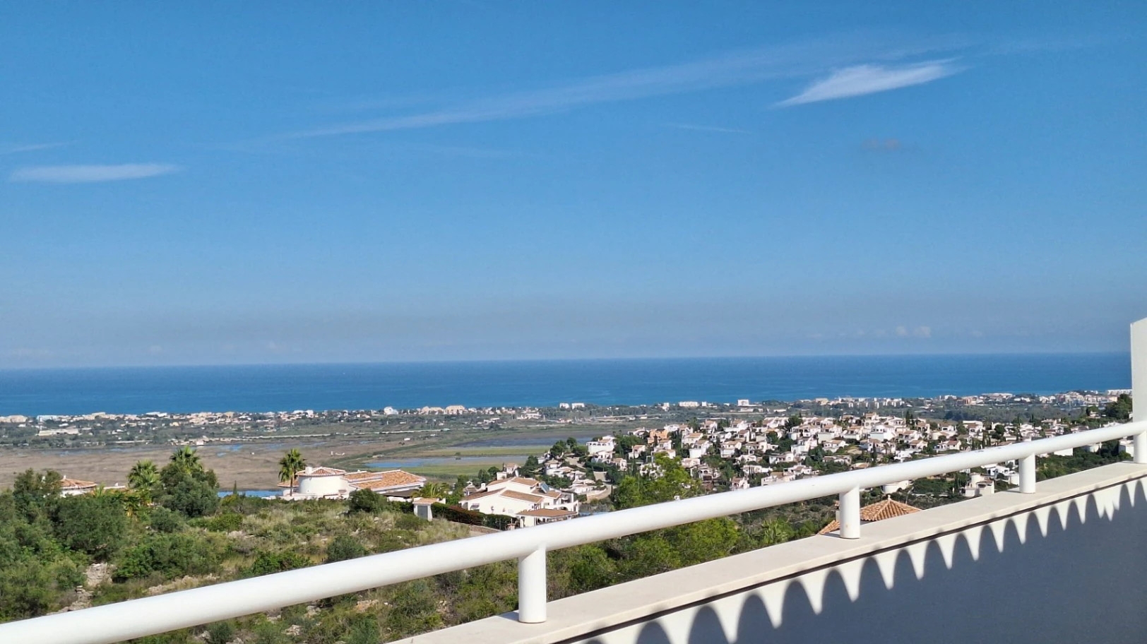 Apartamento Nuevo con Vistas al Mar