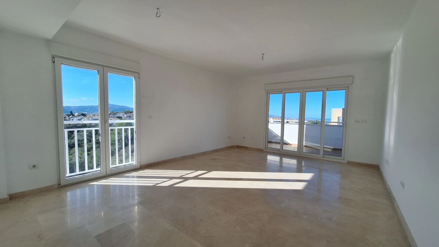 Apartamento Nuevo con Vistas al Mar