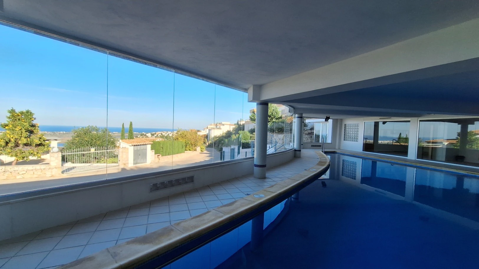 Apartamento a estrenar en venta de 3 habitaciones en Monte Pego, Alicante.