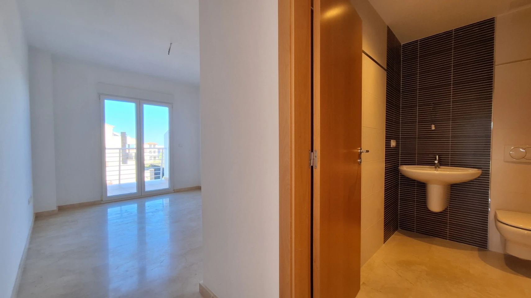 Apartamento Nuevo con Vistas al Mar