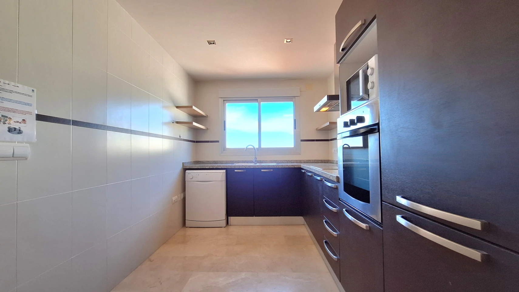 Apartamento a estrenar en venta de 3 habitaciones en Monte Pego, Alicante.