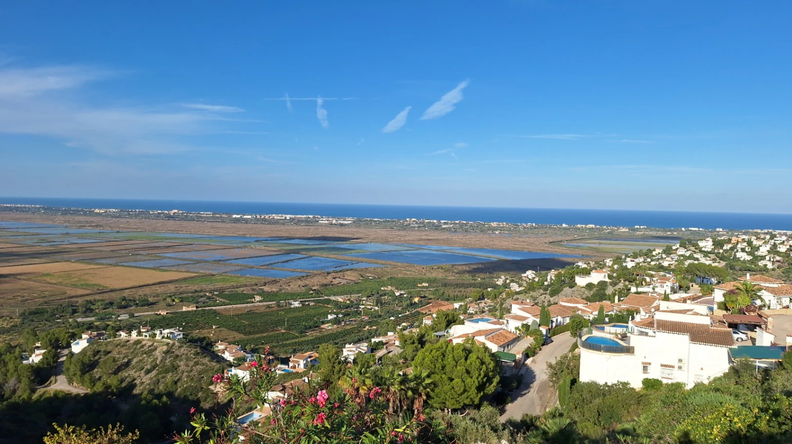 Apartamento a estrenar en venta de 3 habitaciones en Monte Pego, Alicante.