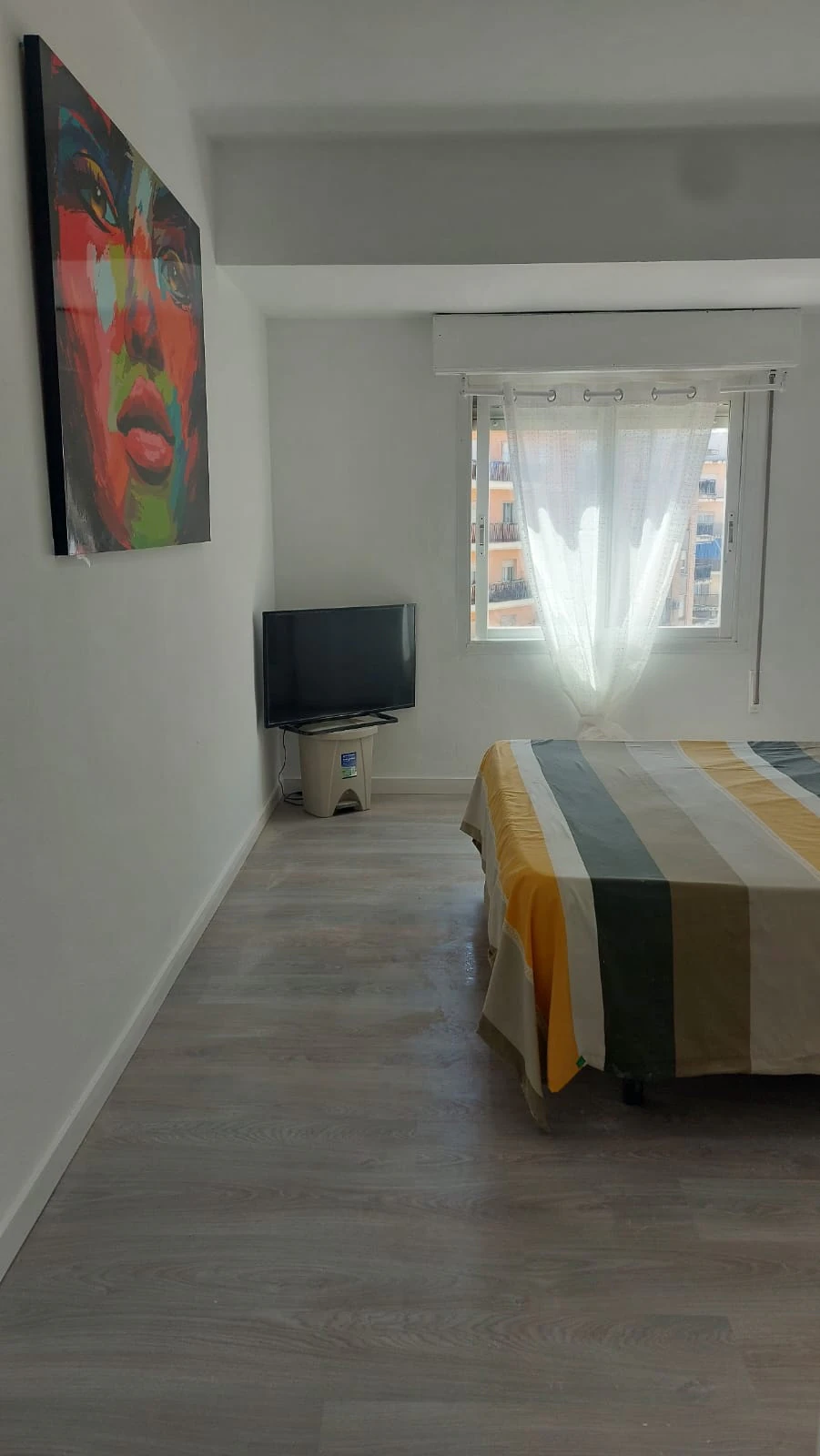 APARTAMENTO REFORMADO EN DENIA CON VISTAS AL MONTGO