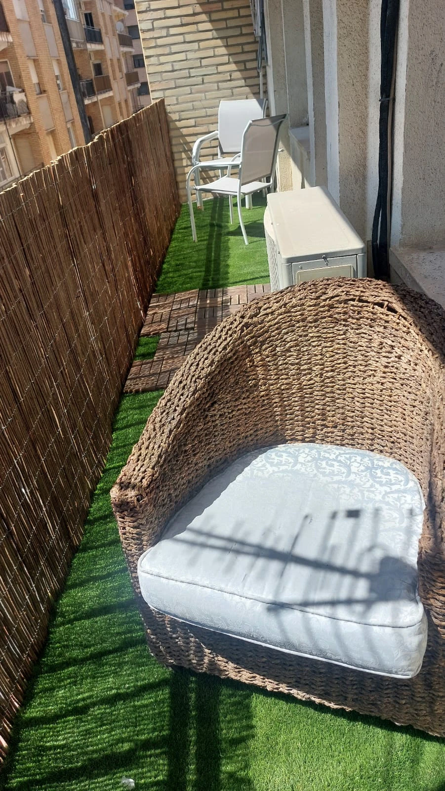 APARTAMENTO REFORMADO EN DENIA CON VISTAS AL MONTGO