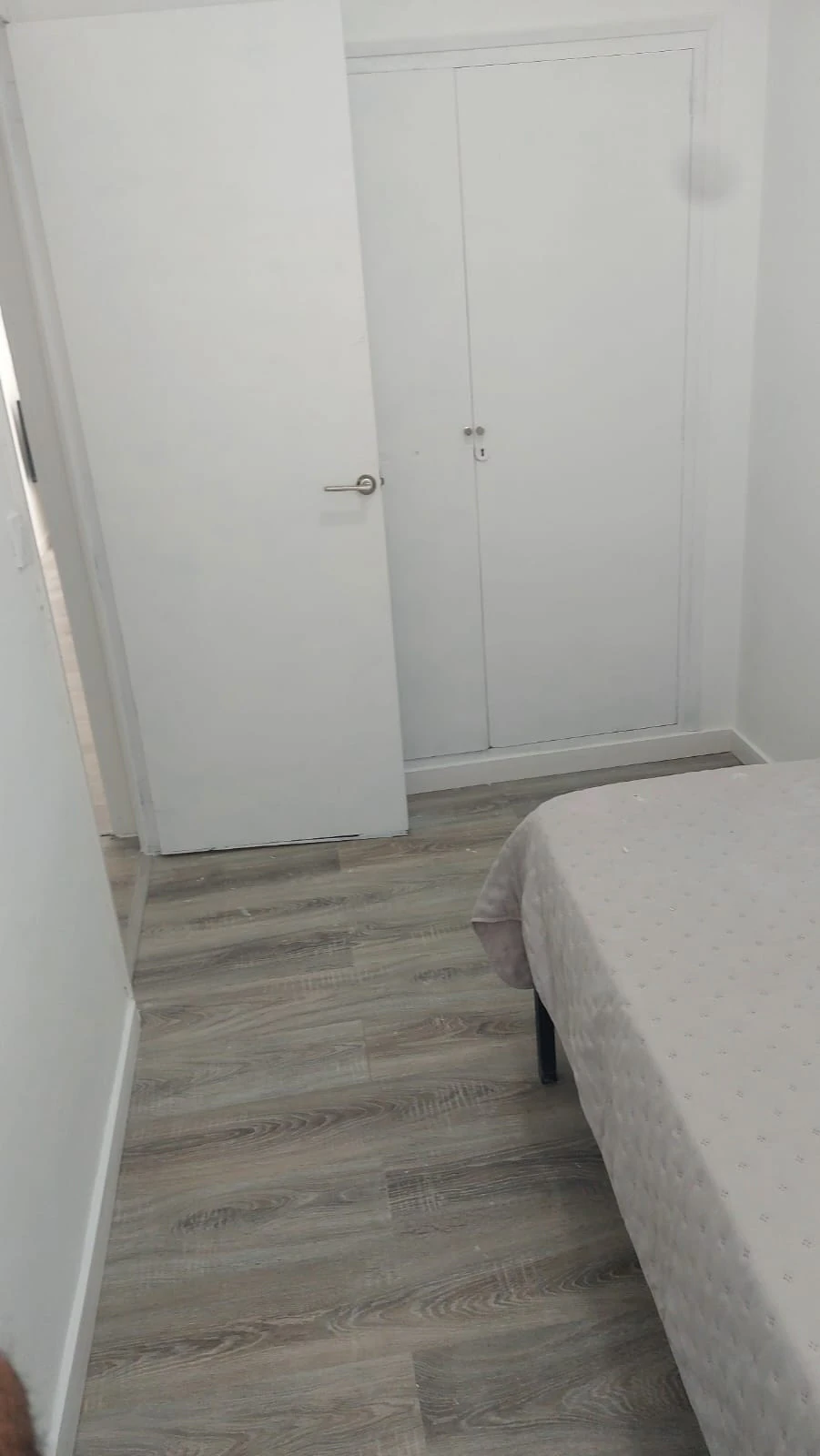 APARTAMENTO REFORMADO EN DENIA CON VISTAS AL MONTGO