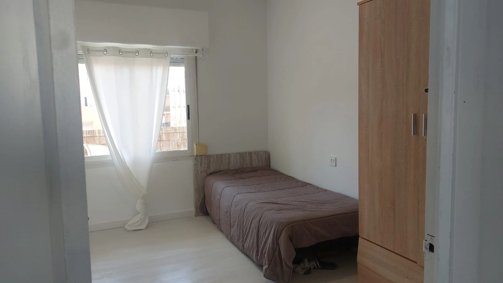 APARTAMENTO REFORMADO EN DENIA CON VISTAS AL MONTGO