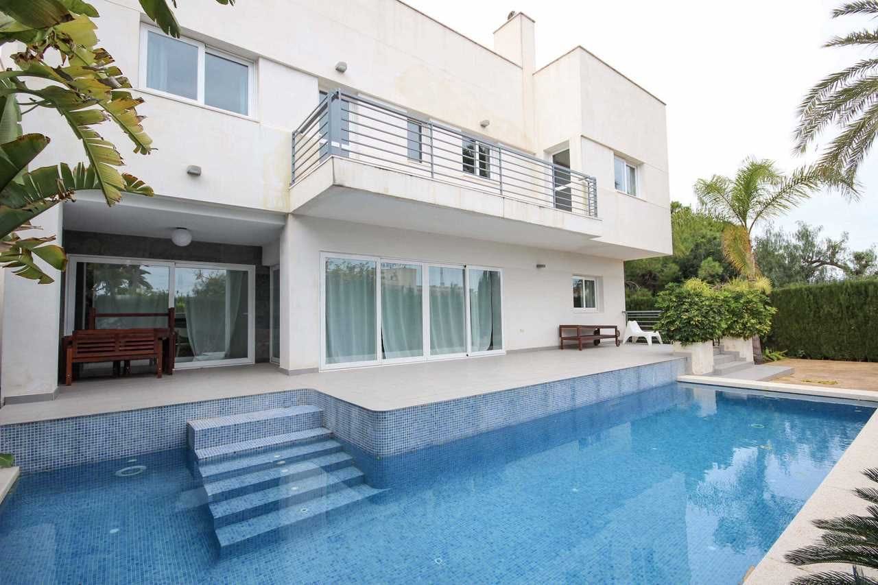 Villa te verkoop in Alfaz Del Pi