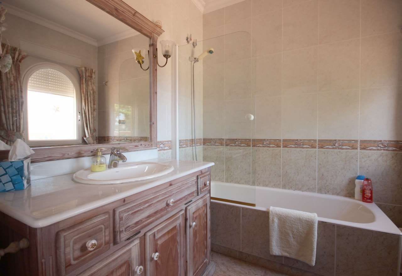 Villa te verkoop in Alfaz Del Pi