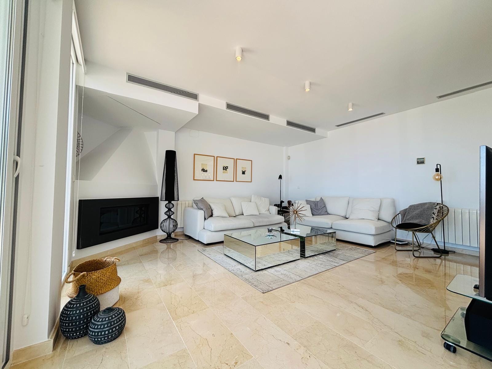 Luxe villa in Altea la Vella met onverbeterlijk uitzicht op de zee en de bergen.