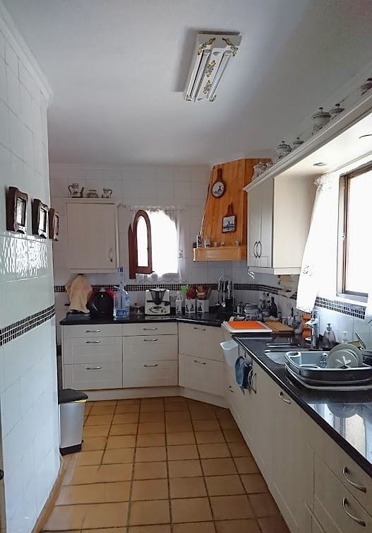 Charmante villa met 5 slaapkamers en uitzicht op zee in Benitachell