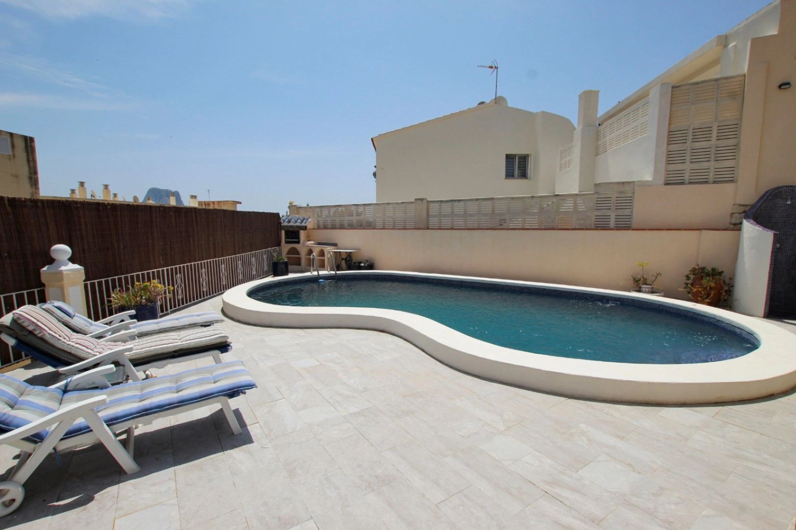 Calpe: Gezellige villa met veel privacy en een apart gastenverblijf