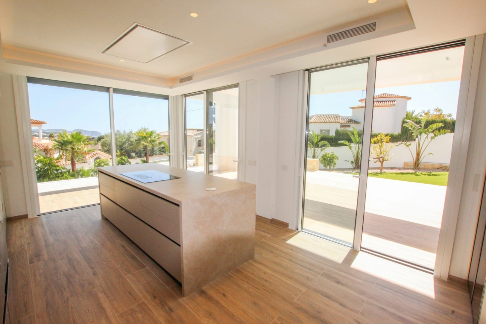 Benissa La Fustera: Exclusieve moderne villa met zeezicht