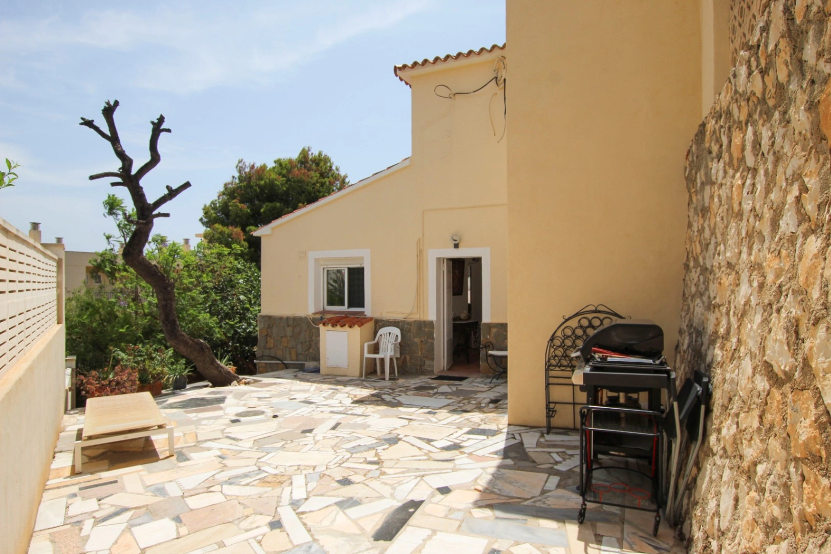 Calpe: Gezellige villa met veel privacy en een apart gastenverblijf