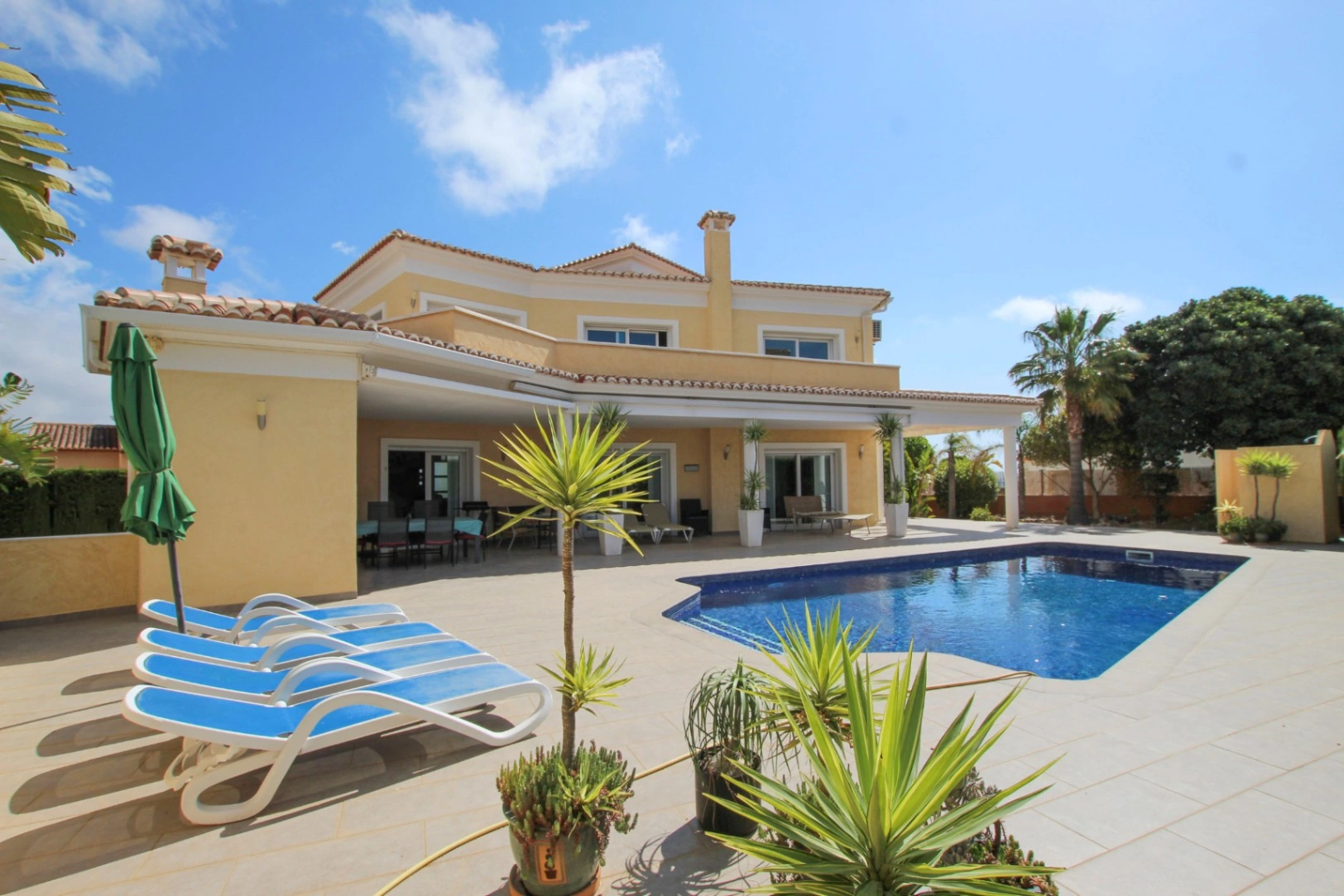 Calpe: Elegante villa met 3 slaapkamers