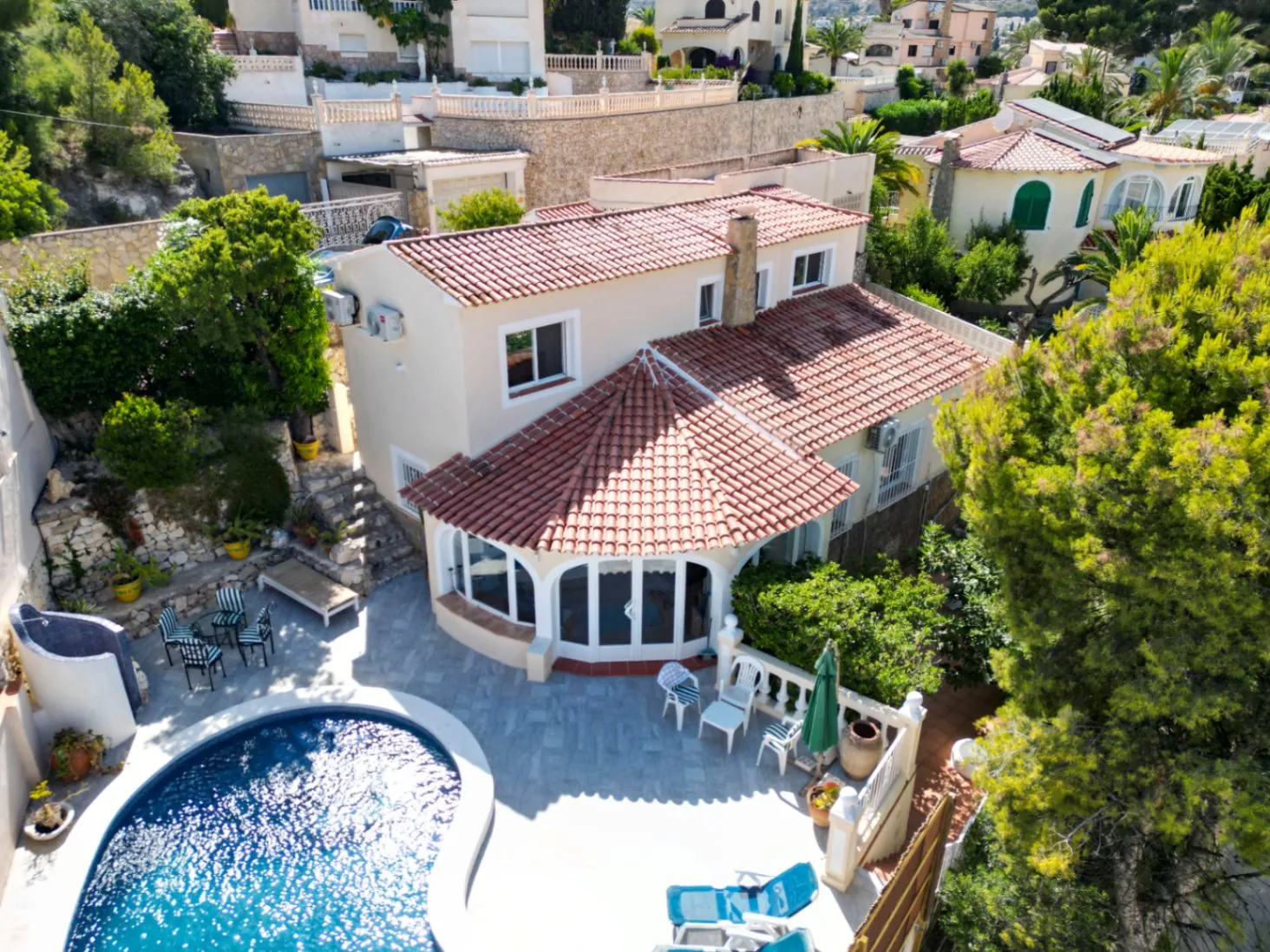 Calpe: Gezellige villa met veel privacy en een apart gastenverblijf