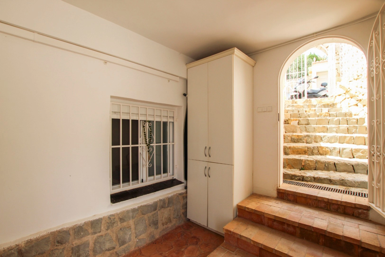 Calpe: Gezellige villa met veel privacy en een apart gastenverblijf