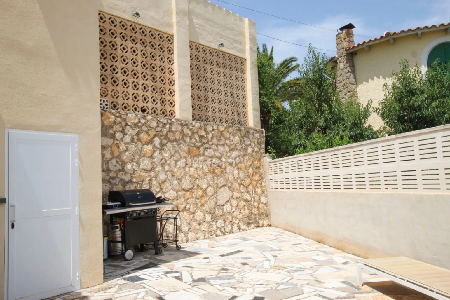 Calpe: Gezellige villa met veel privacy en een apart gastenverblijf