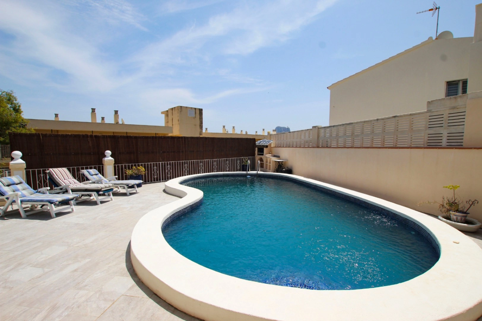 Calpe: Gezellige villa met veel privacy en een apart gastenverblijf