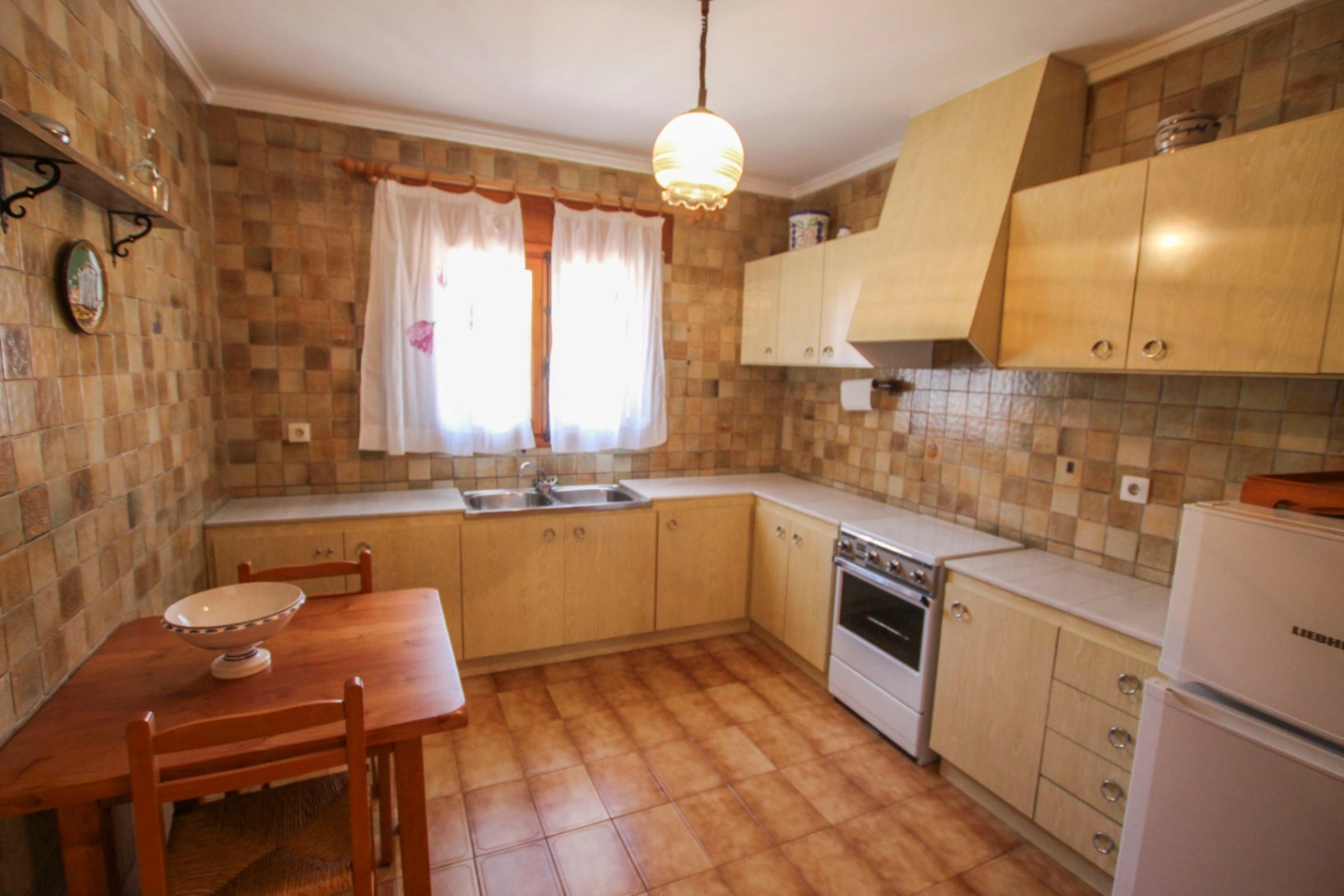 Calpe: Villa met een adembenemend zicht naar zee en Penon D'Ifach vlak aan Puerto Blanco