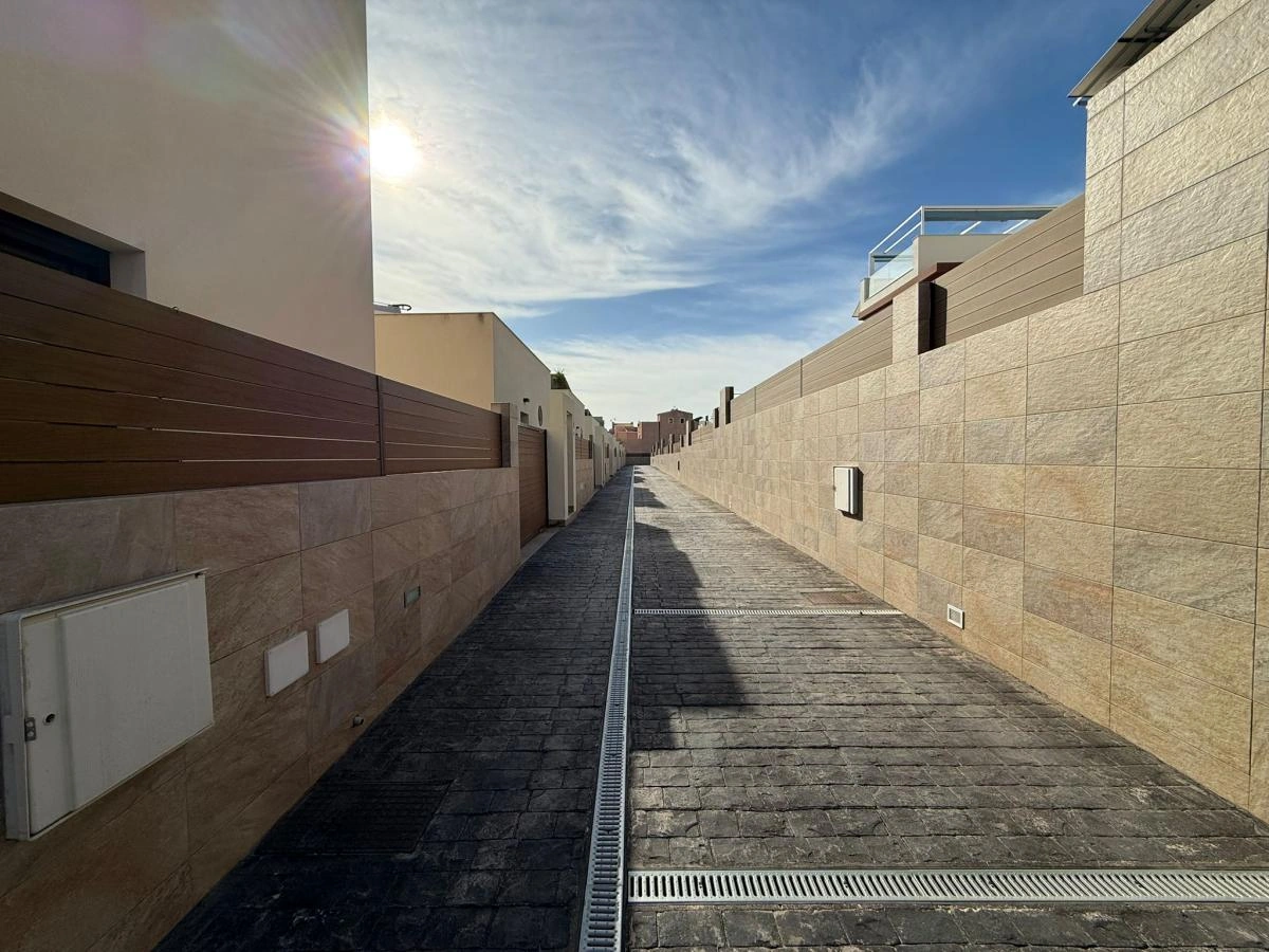 Detached Villa te verkoop in Los Montesinos