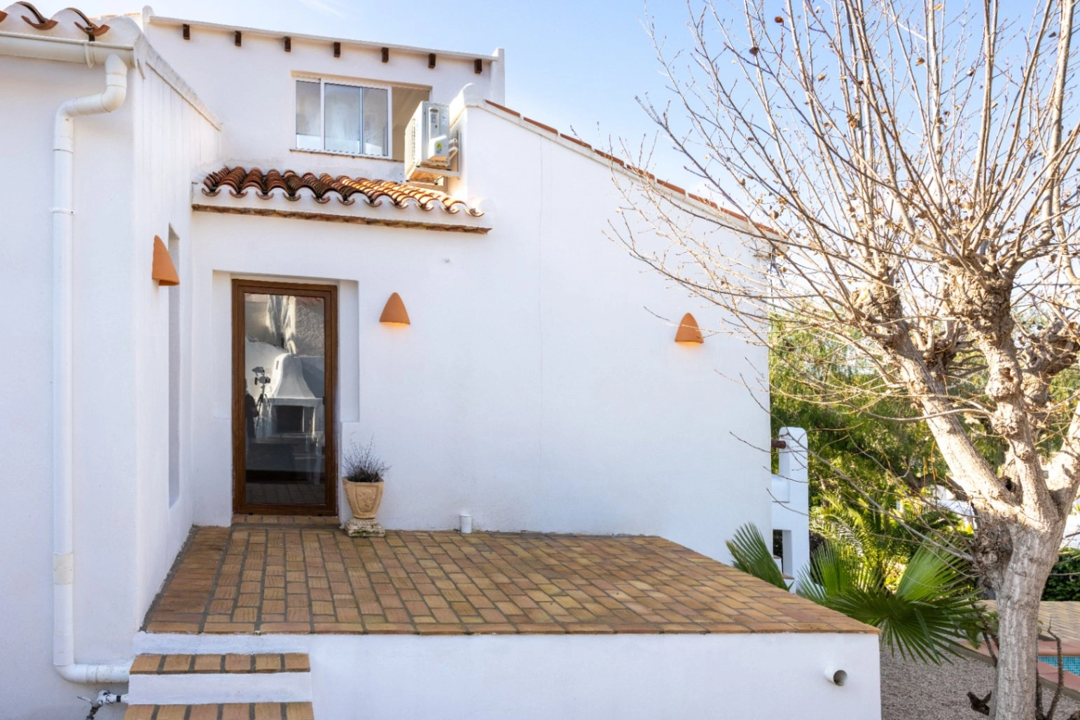 Charmante villa in Ibiza-stijl in Toscal, Javea