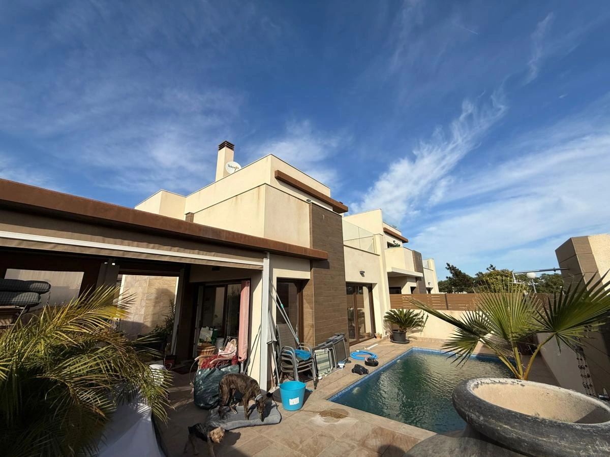 Detached Villa te verkoop in Los Montesinos