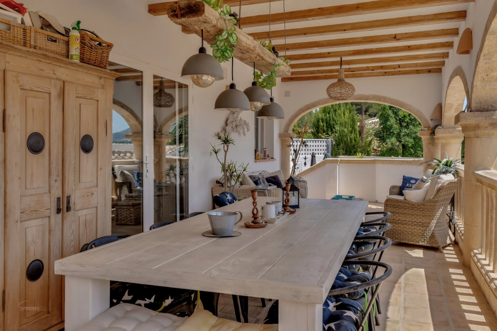 Elegante villa volledig gerenoveerd met indrukwekkend uitzicht in Rafalet, Jávea