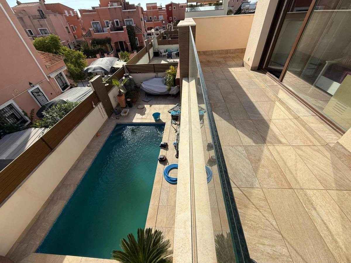 Detached Villa te verkoop in Los Montesinos