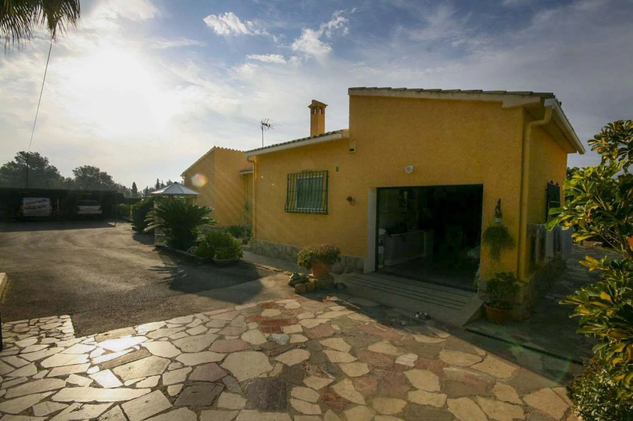 Villa te verkoop in La Nucía