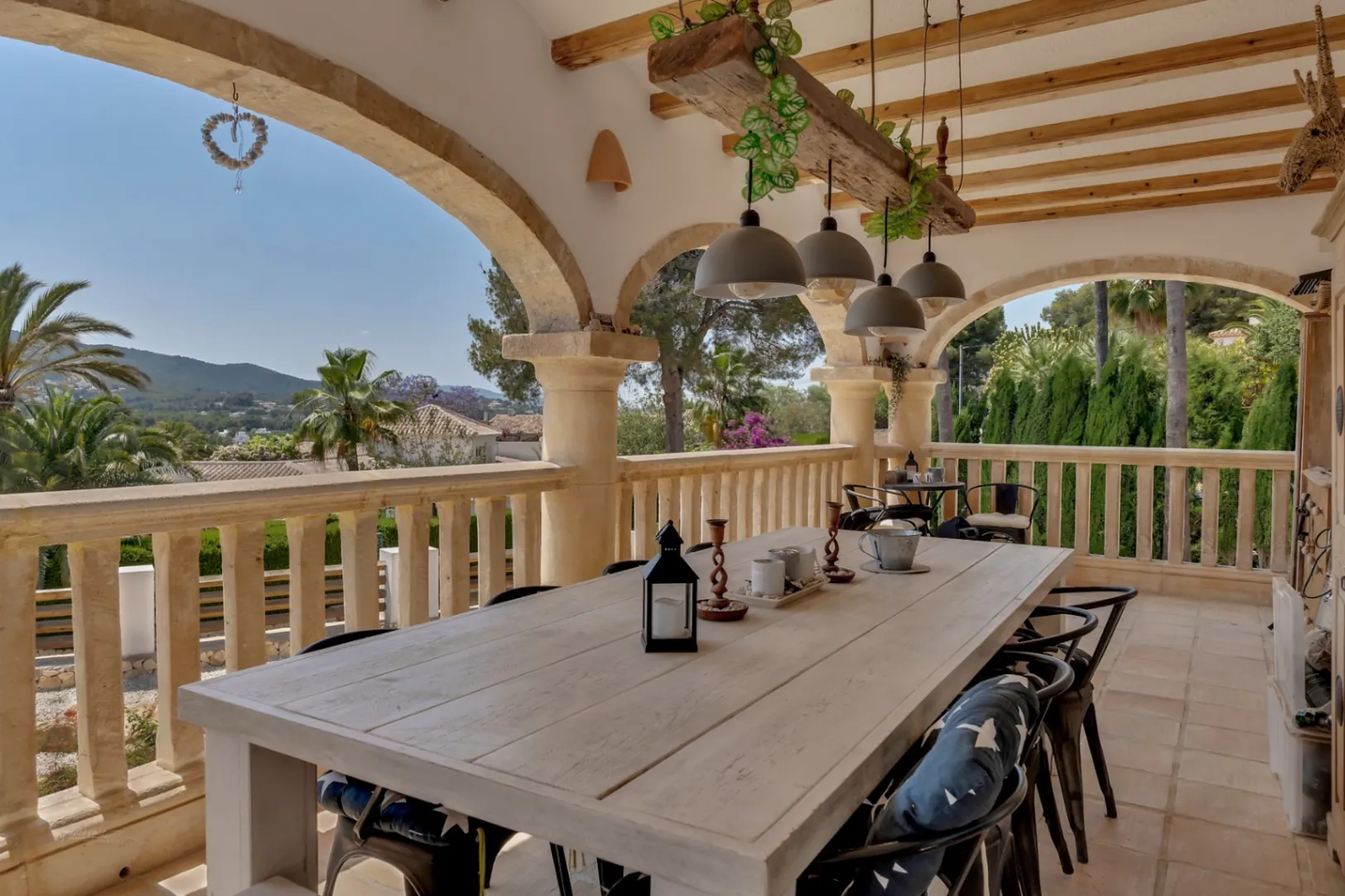 Elegante villa volledig gerenoveerd met indrukwekkend uitzicht in Rafalet, Jávea